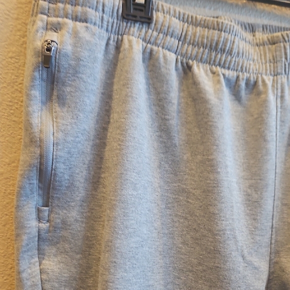Champion Heather Gray Jogger Pants - Picture 8 of 9